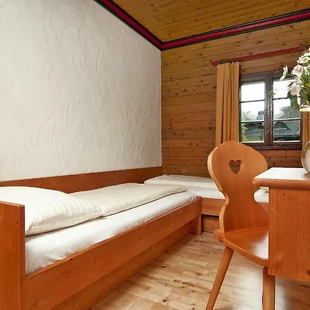Apartamento Holiday Village Naturel Hoteldorf Schonleitn Latschach Ob Dem Faaker See Okt02506 Cya *