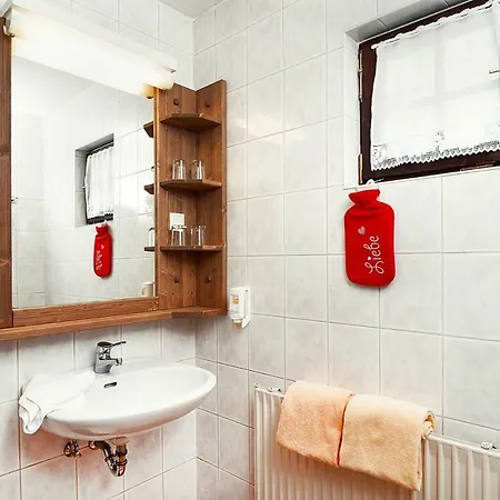 Holiday Village Naturel Hoteldorf Schonleitn Latschach Ob Dem Faaker See Okt02506 Cya Apartamento